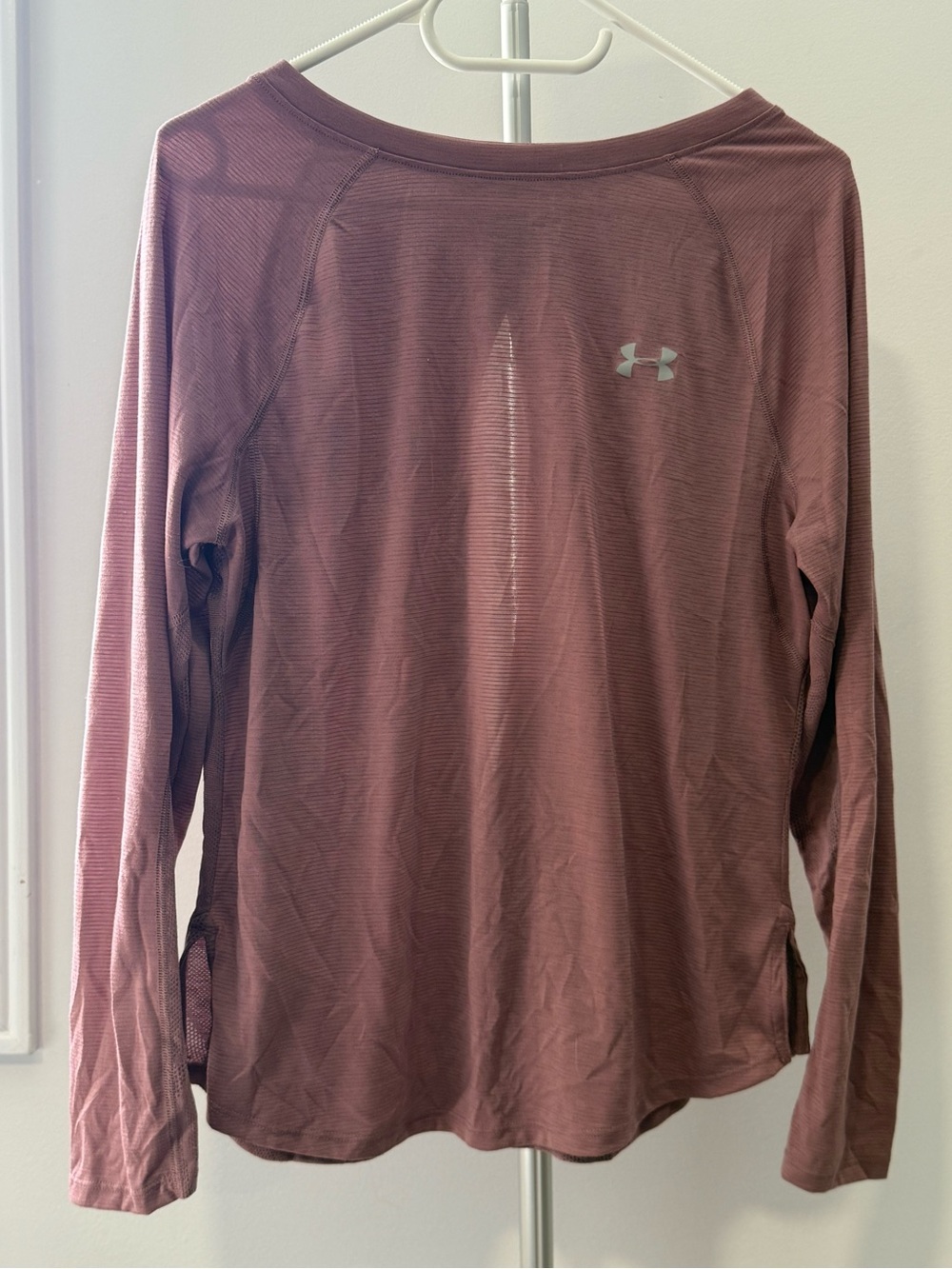 Under Armour Women’s Long-Sleeve Workout Top
